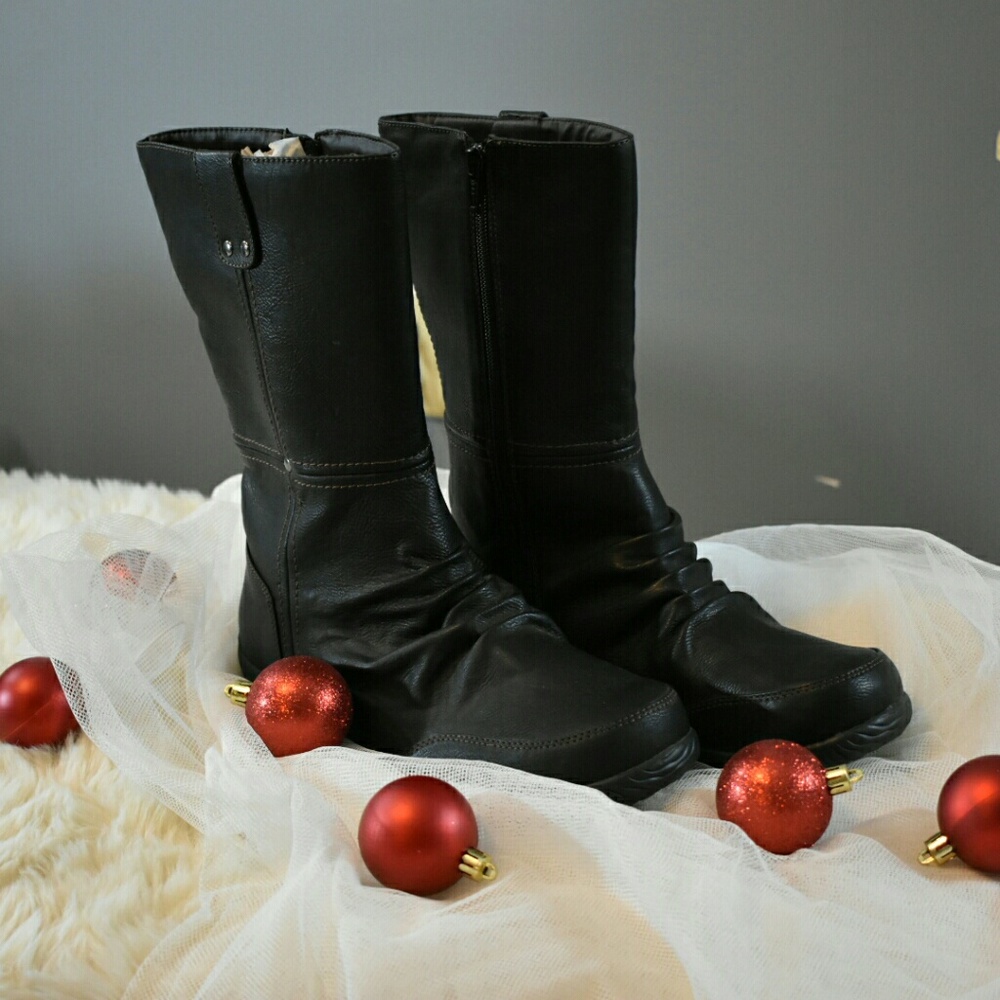 Orthaheel black leather zip boots